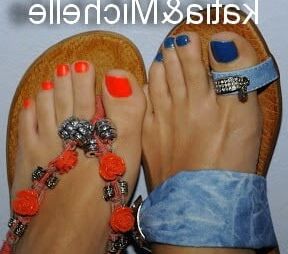 FEET