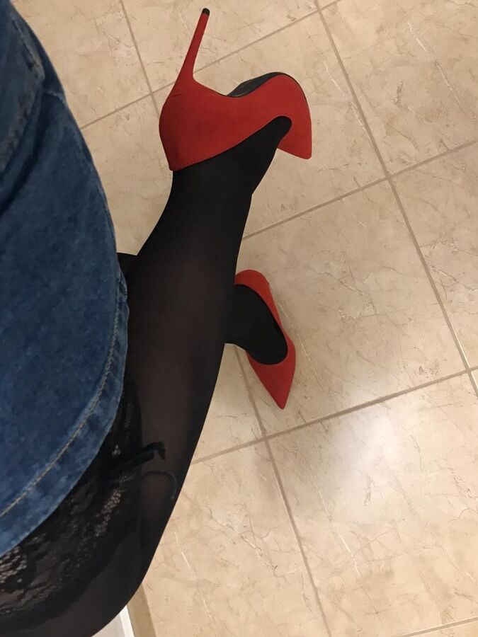 Red heels wife