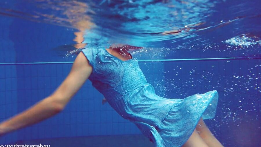 Marusia UnderWaterShow