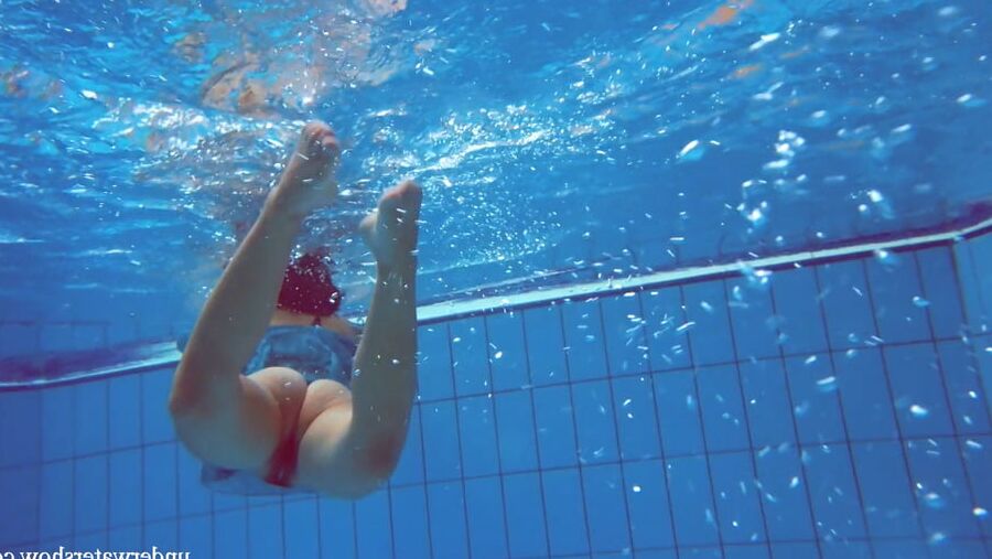 Marusia UnderWaterShow
