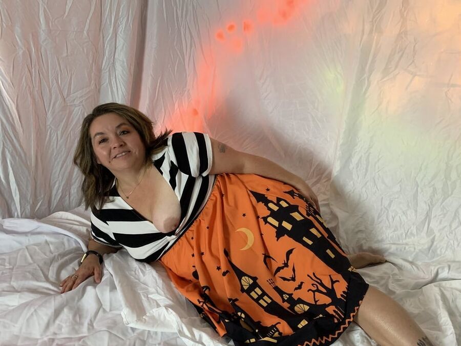 Sexy BBW Spooky Booty