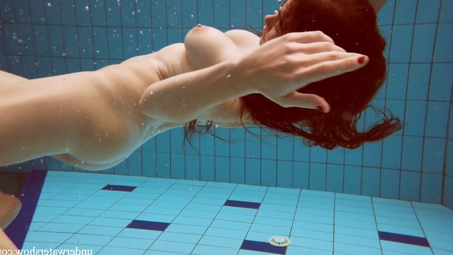 Lola Pt.1 UnderWaterShow