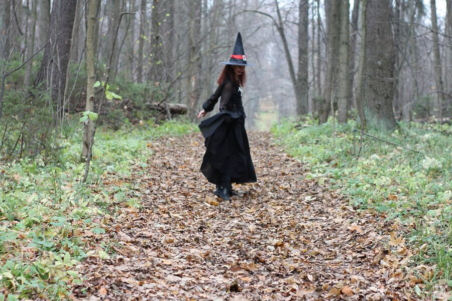 Dancing Witch