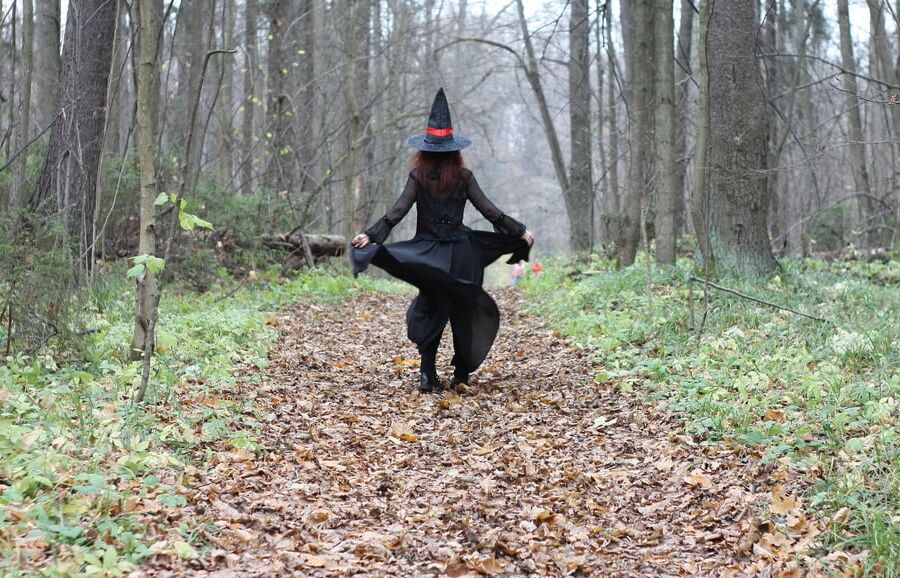 Dancing Witch