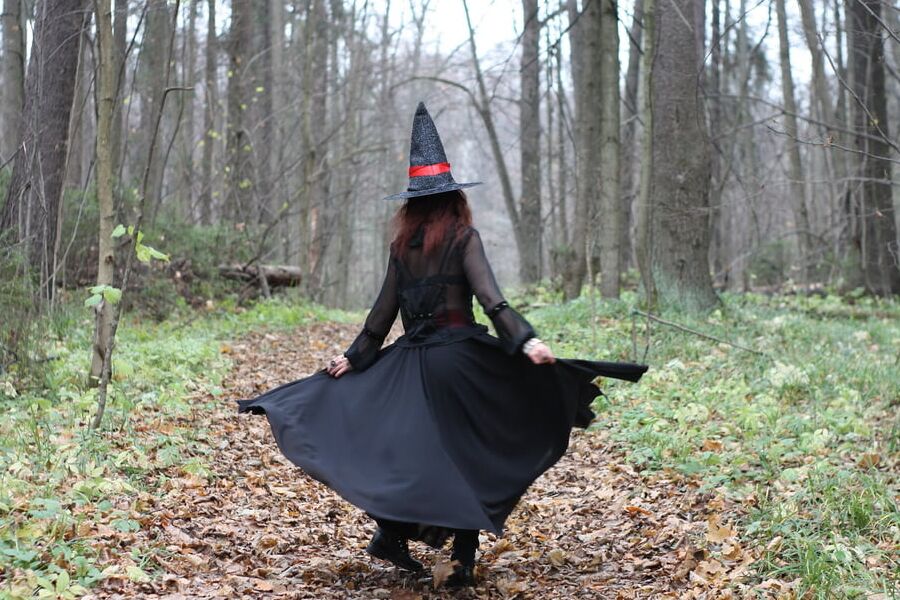 Dancing Witch