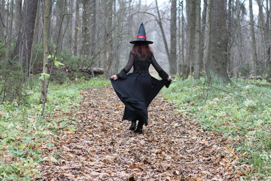 Dancing Witch