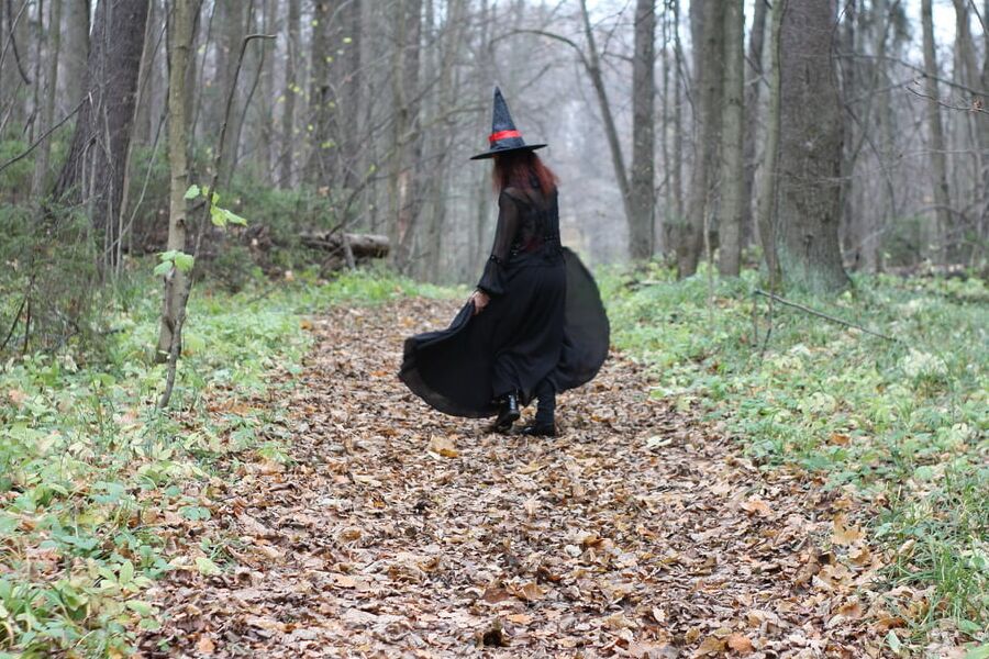 Dancing Witch