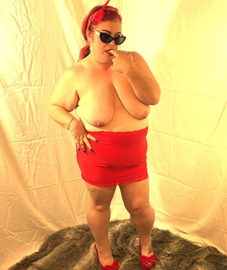 Queen of Spades Hotwife Pinup Girl