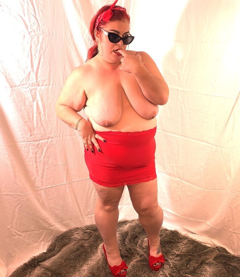 Queen of Spades Hotwife Pinup Girl