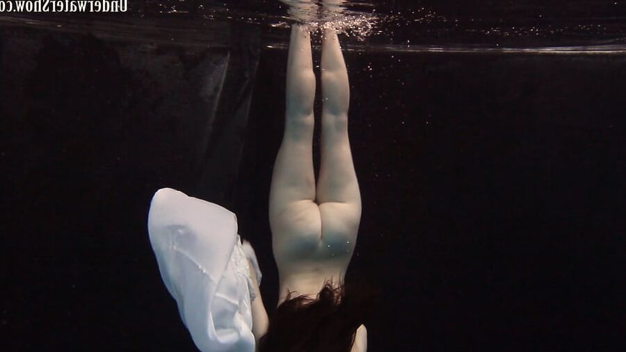 Andrejka 3 UnderWaterShow