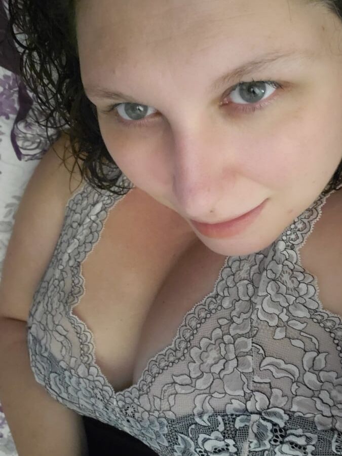 Weekly roundup bored housewife milf