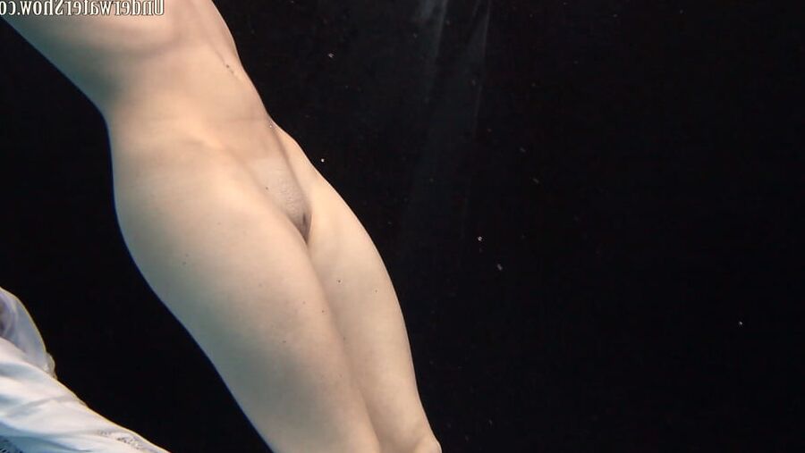 Andrejka 3 UnderWaterShow