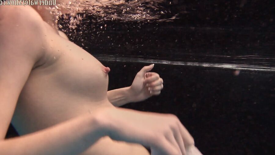Andrejka 3 UnderWaterShow