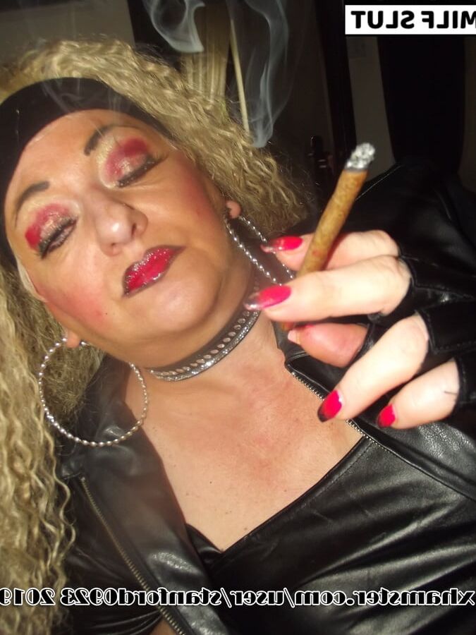 SHIRLEY BLONDE MILF SLUT