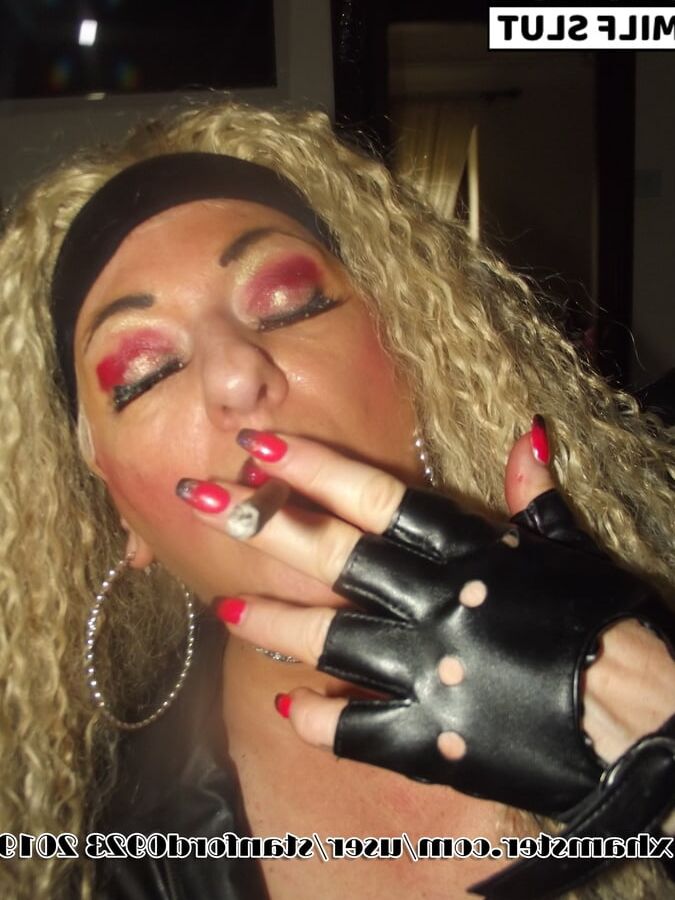 SHIRLEY BLONDE MILF SLUT