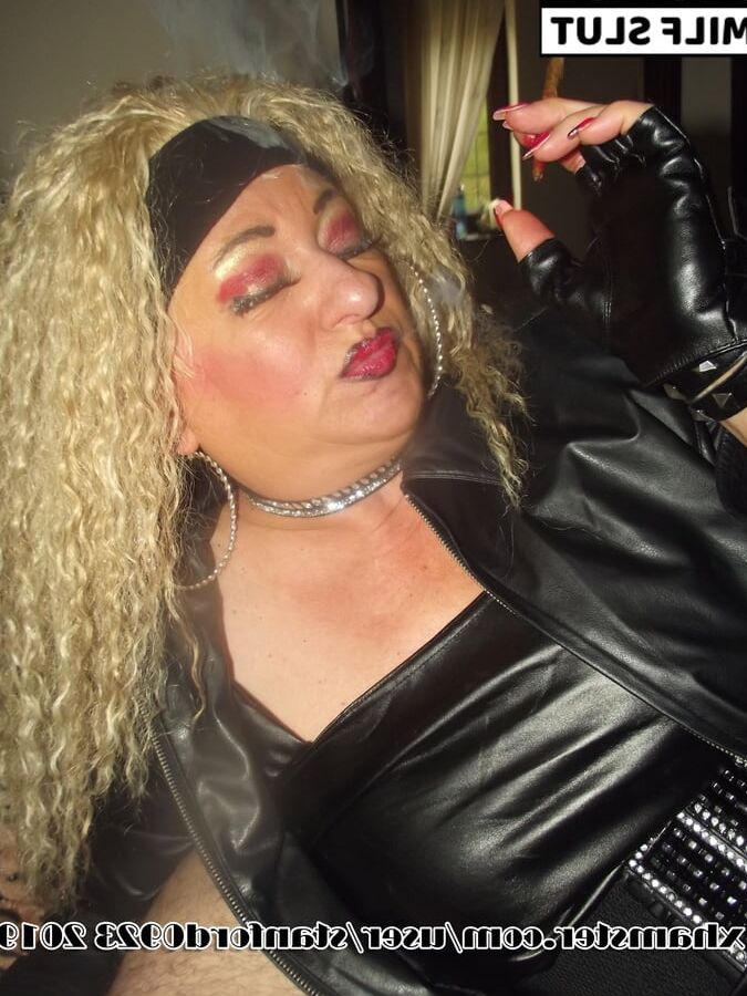 SHIRLEY BLONDE MILF SLUT