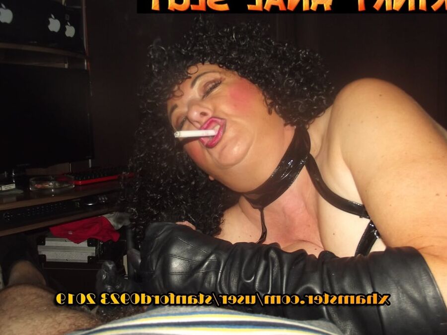 KINKY ANAL SLUT