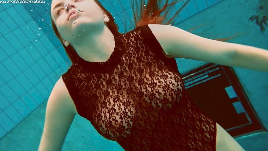 Vesta 2 UnderWaterShow