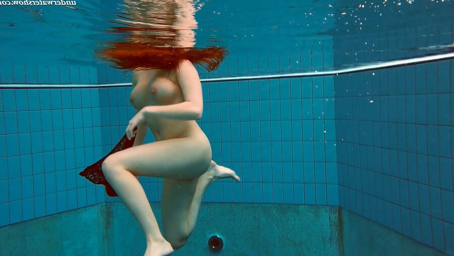Vesta 2 UnderWaterShow