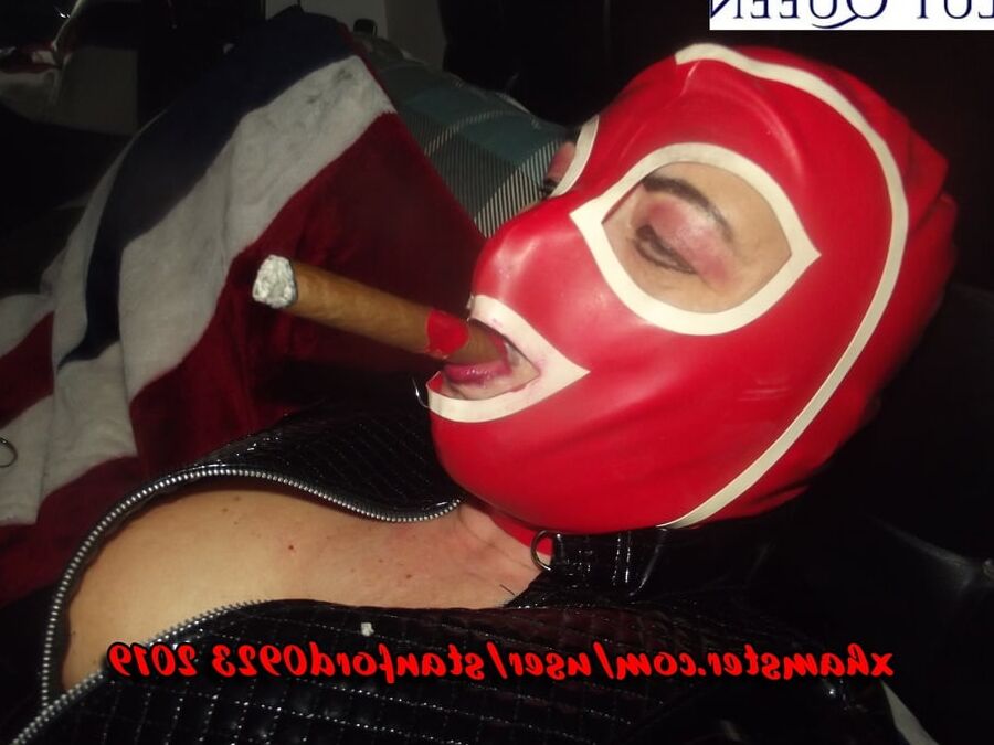 SLUT QUEEN MASKED