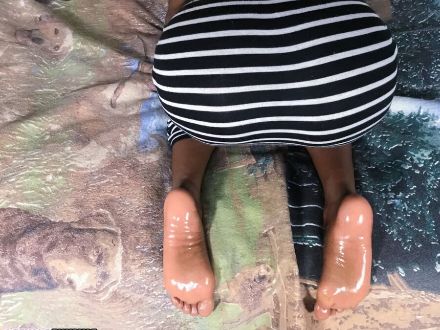 Mocha Oiled Ass And Booty