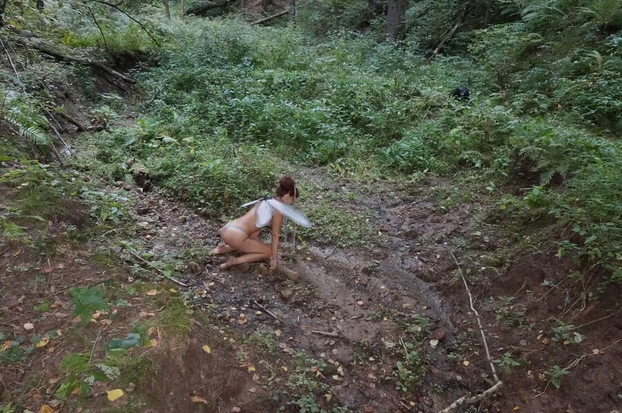 Little Elf in ravine