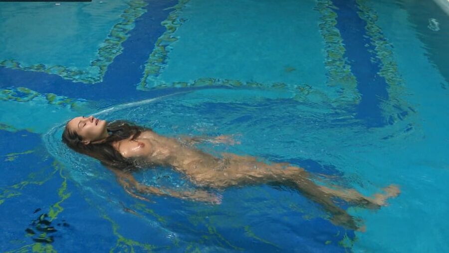 Tiffany Tatum Pt.1 UnderWaterShow