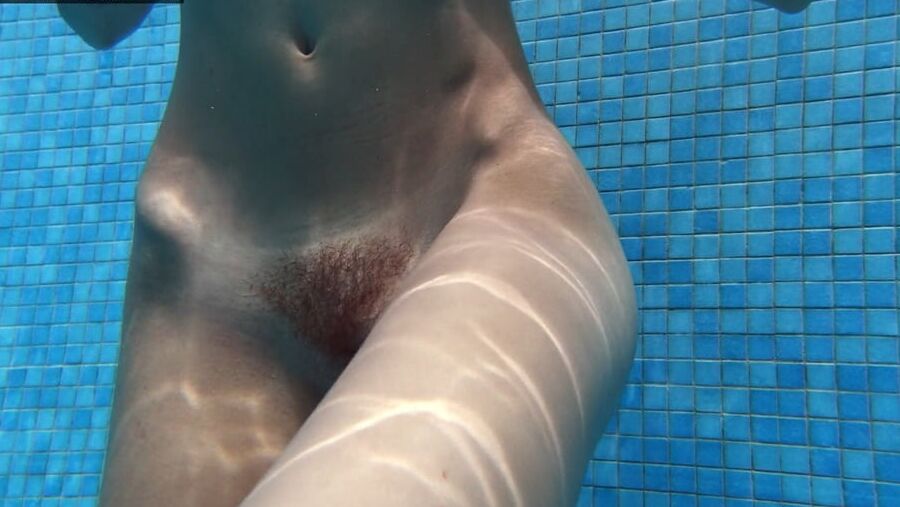 Tiffany Tatum Pt.1 UnderWaterShow