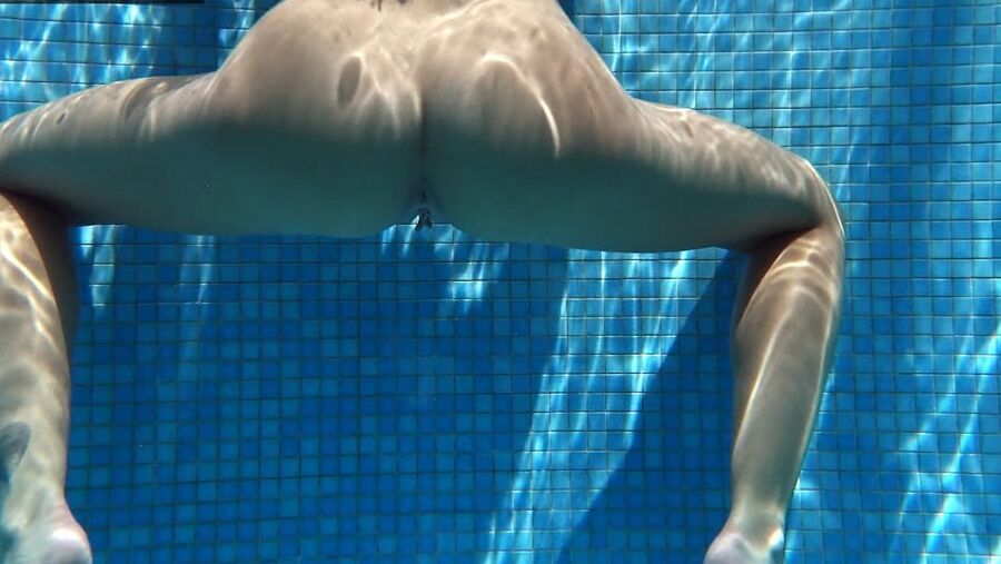 Tiffany Tatum Pt.1 UnderWaterShow