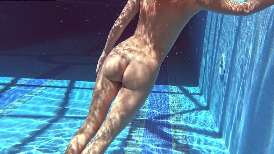 Mary Kalisy Pt.1 Underwater Swimming Pool Erotics