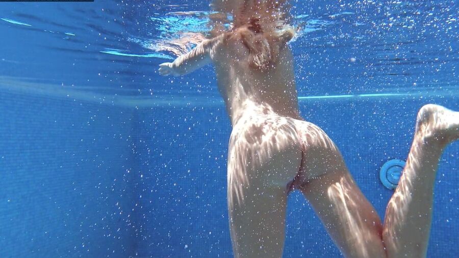 Mary Kalisy Pt.1 Underwater Swimming Pool Erotics