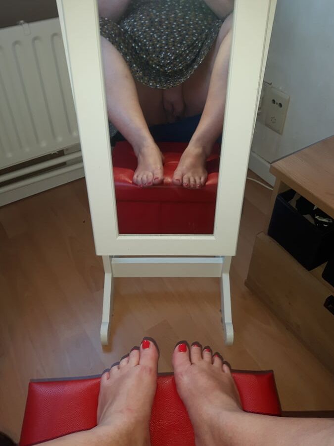 HOT BBW Wife Feet - Tits - Pussy and Just Random Stuff