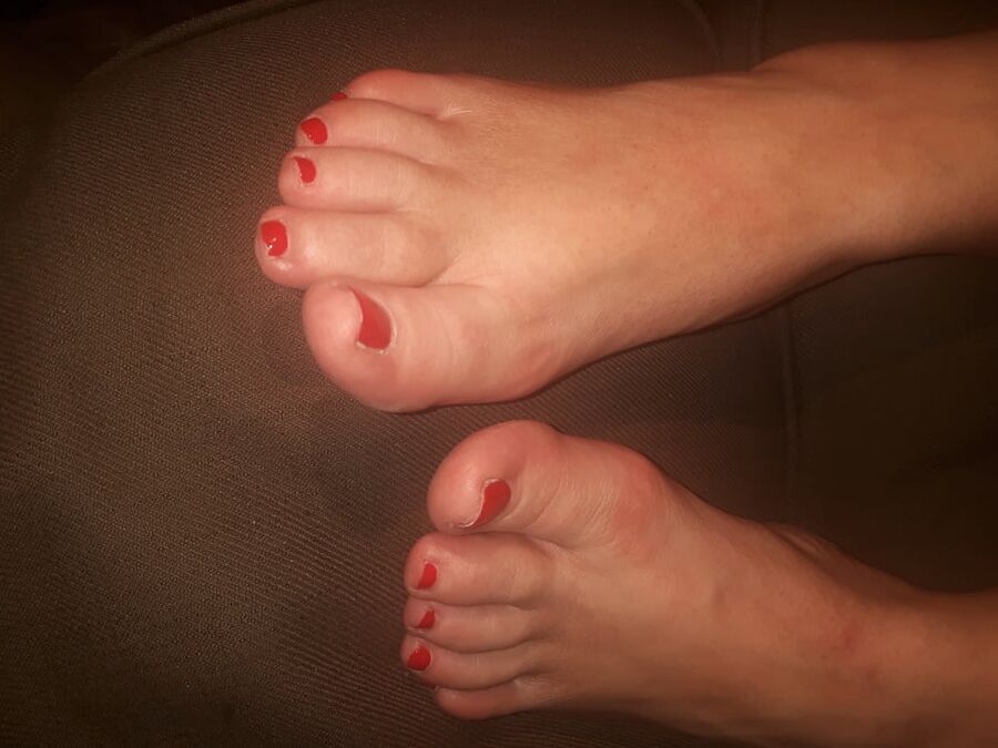 HOT BBW Wife Feet - Tits - Pussy and Just Random Stuff