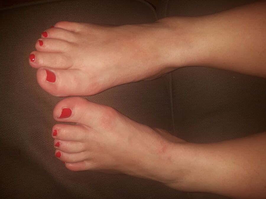 HOT BBW Wife Feet - Tits - Pussy and Just Random Stuff