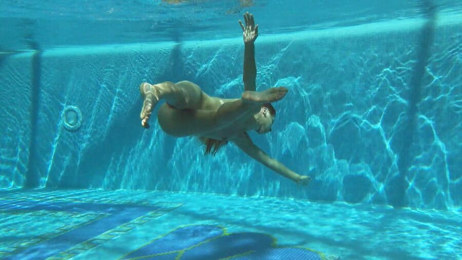 Irina Russaka UnderWaterShow Russian Pornstar