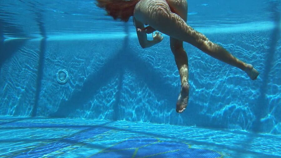 Irina Russaka UnderWaterShow Russian Pornstar