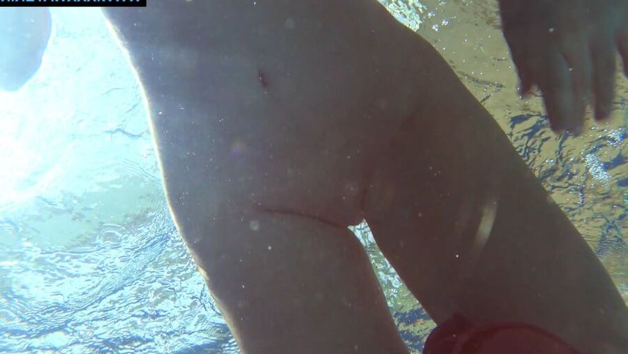 Kittina Clairette Pt.2 UnderWaterShow Pool Erotics