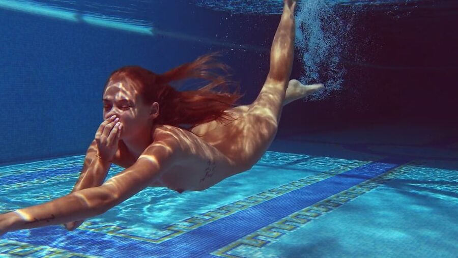 Tiffany Tatum Pt.3 UnderWaterShow Pool Erotics
