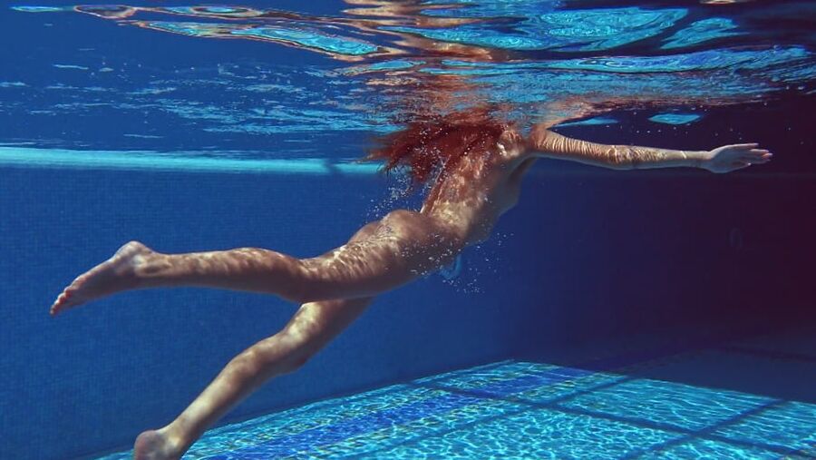 Tiffany Tatum Pt.3 UnderWaterShow Pool Erotics
