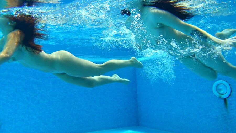 Sheril and Diana Rius Underwater Swimming Pool Erotics