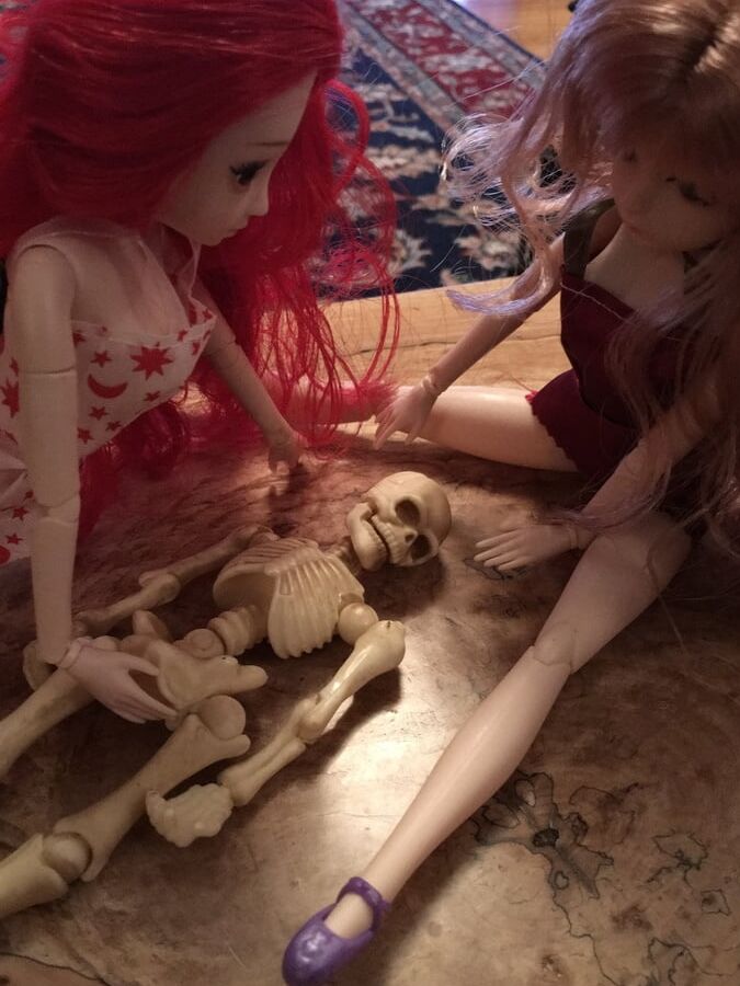 Trixie and the dolls