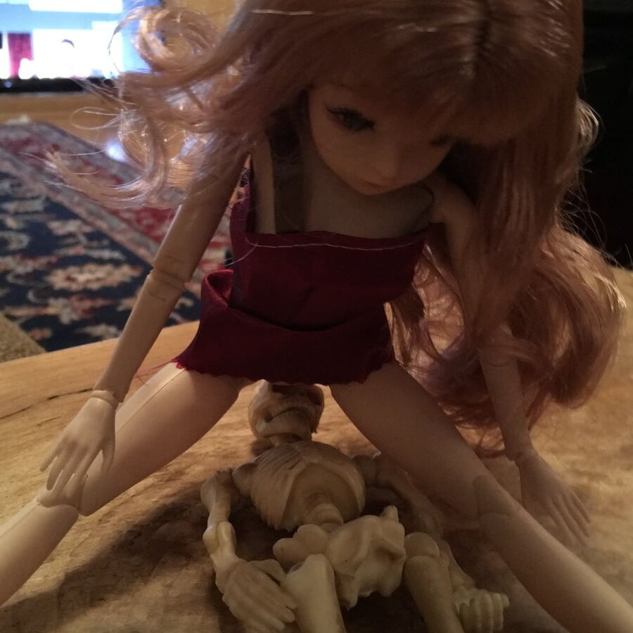 Trixie and the dolls