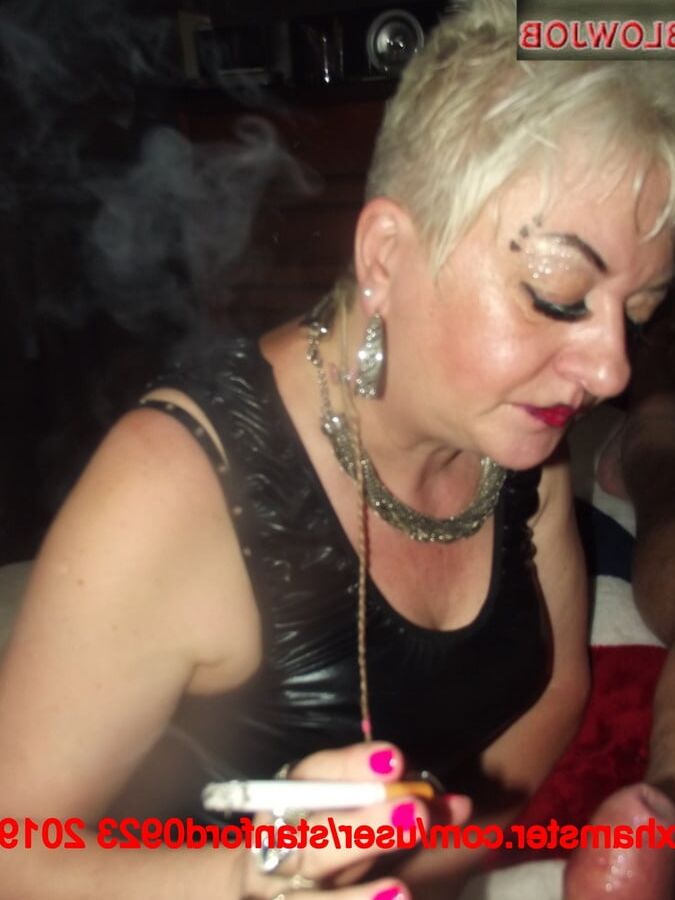 SMOKING BLOWJOB SLUT