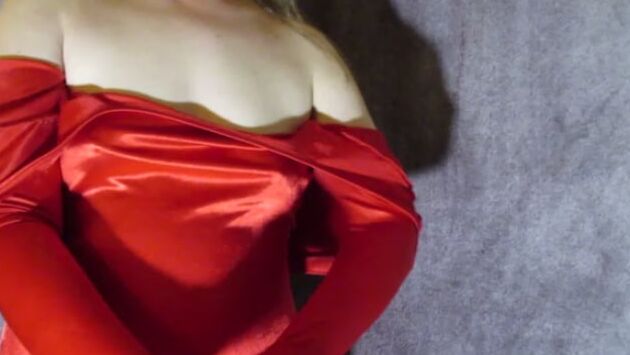 BBW Strips Spandex Catsuit and Shows Tight Asshole and Pussy