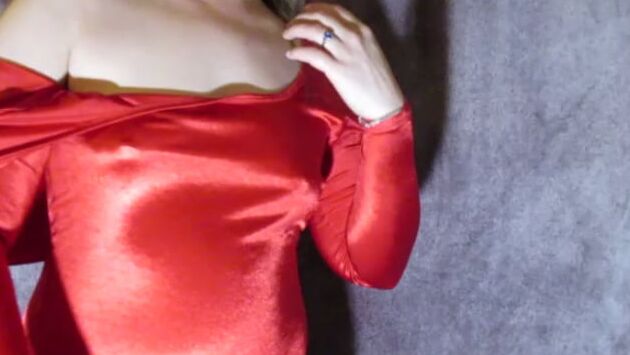 BBW Strips Spandex Catsuit and Shows Tight Asshole and Pussy