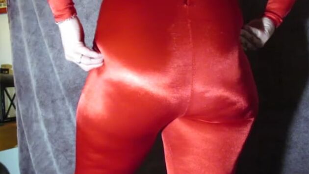 PAWG WIfe in Shiny Spandex Catsuit Bodysuit Unitard