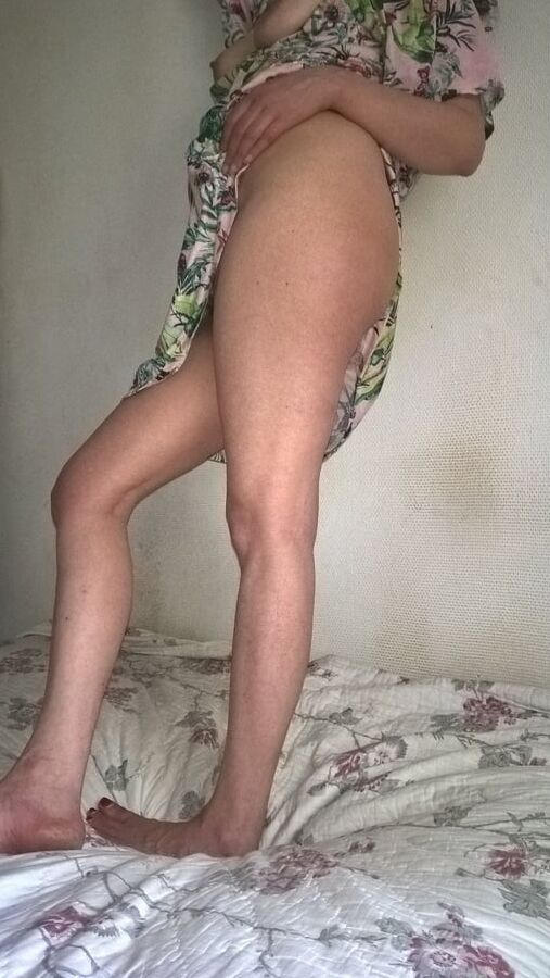 Hairy Mature Wife In Flower Dress