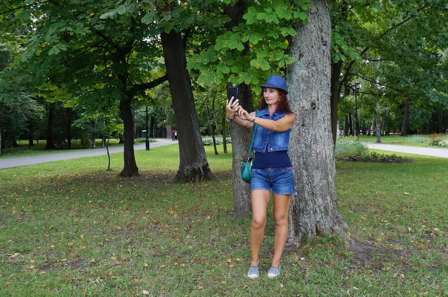 Walking by Ostankino-park, Moscow, Russia