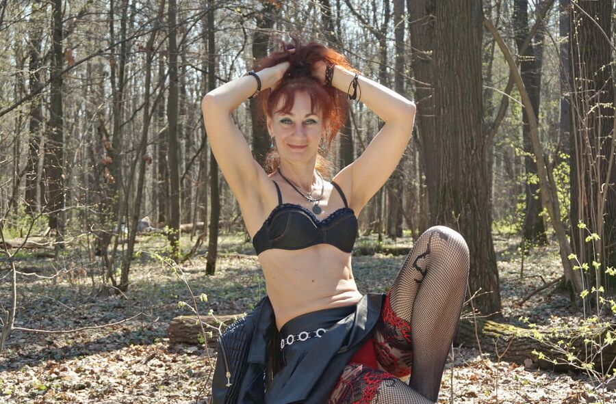 In Spring Forest on the Stomp 2