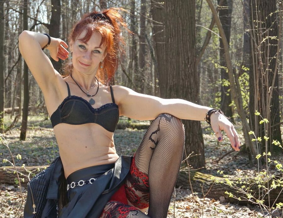 In Spring Forest on the Stomp 2